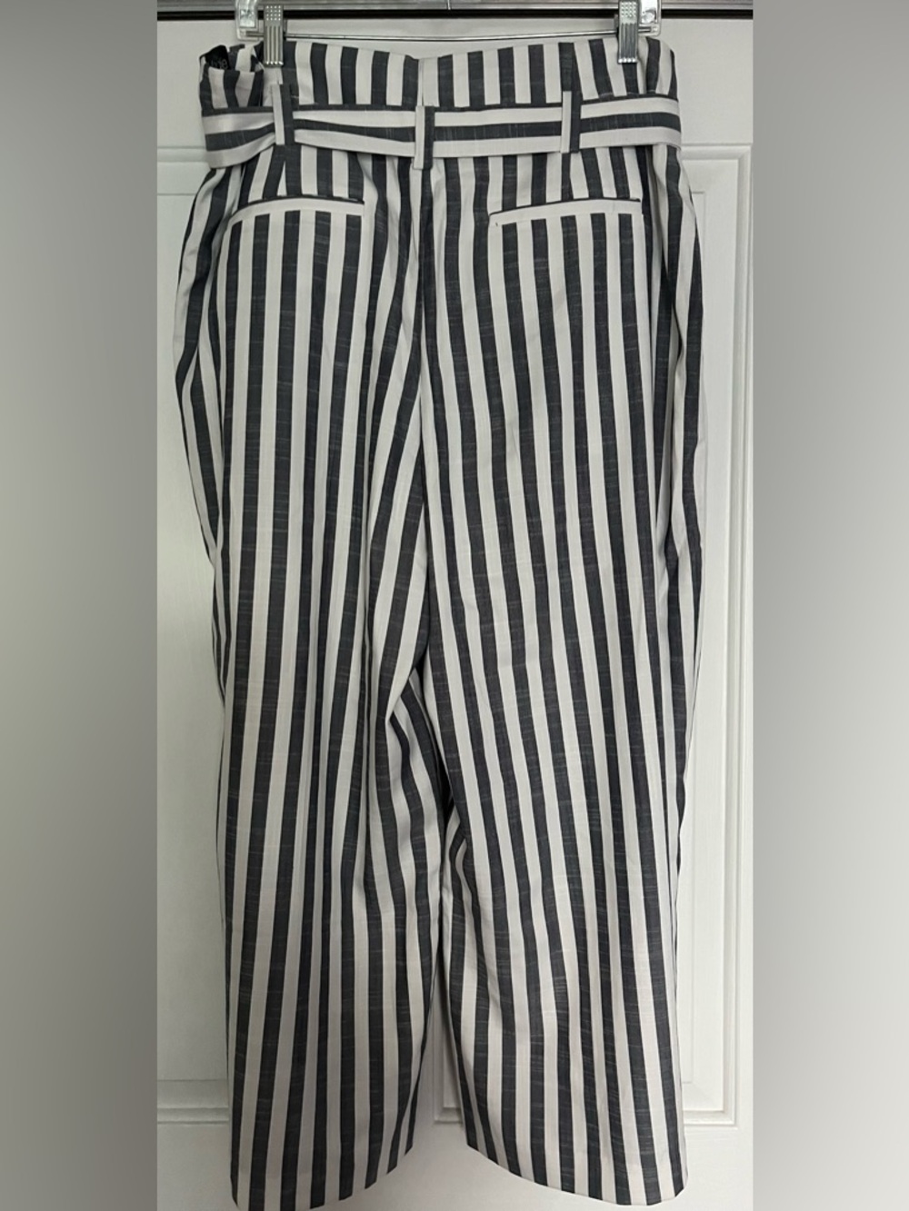 NY & Co 7th Ave Madie pants, blue and white striped summer pants size 16. - Picture 3 of 5